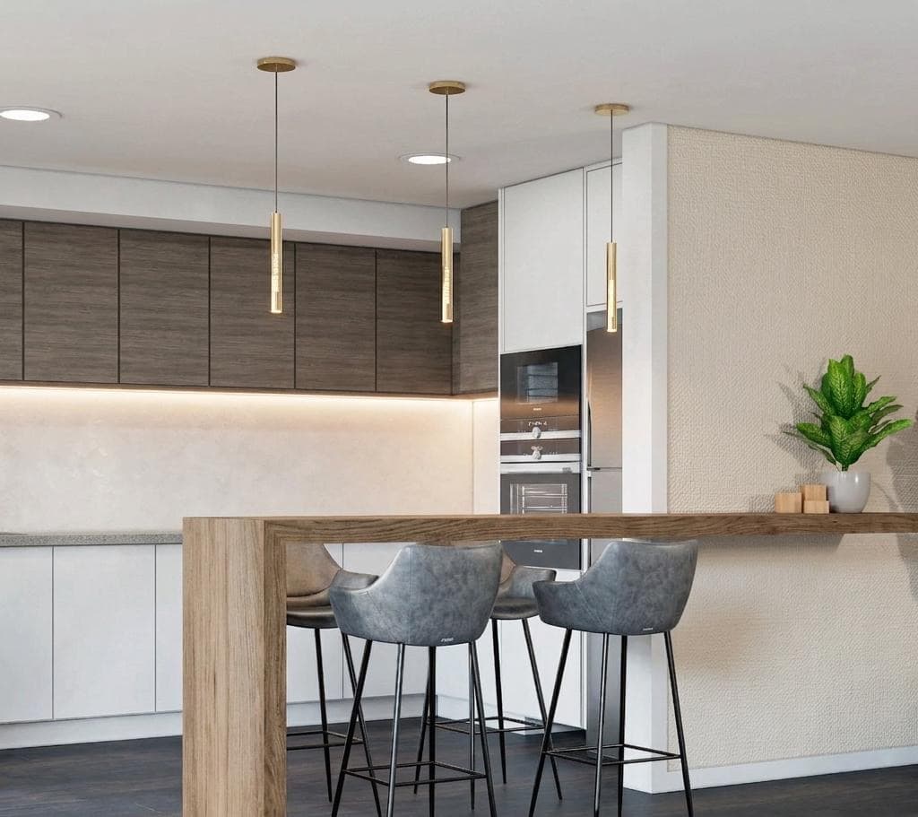 Render de cozinha com superiores em madeira, candeeiros suspensos e bancada-bar